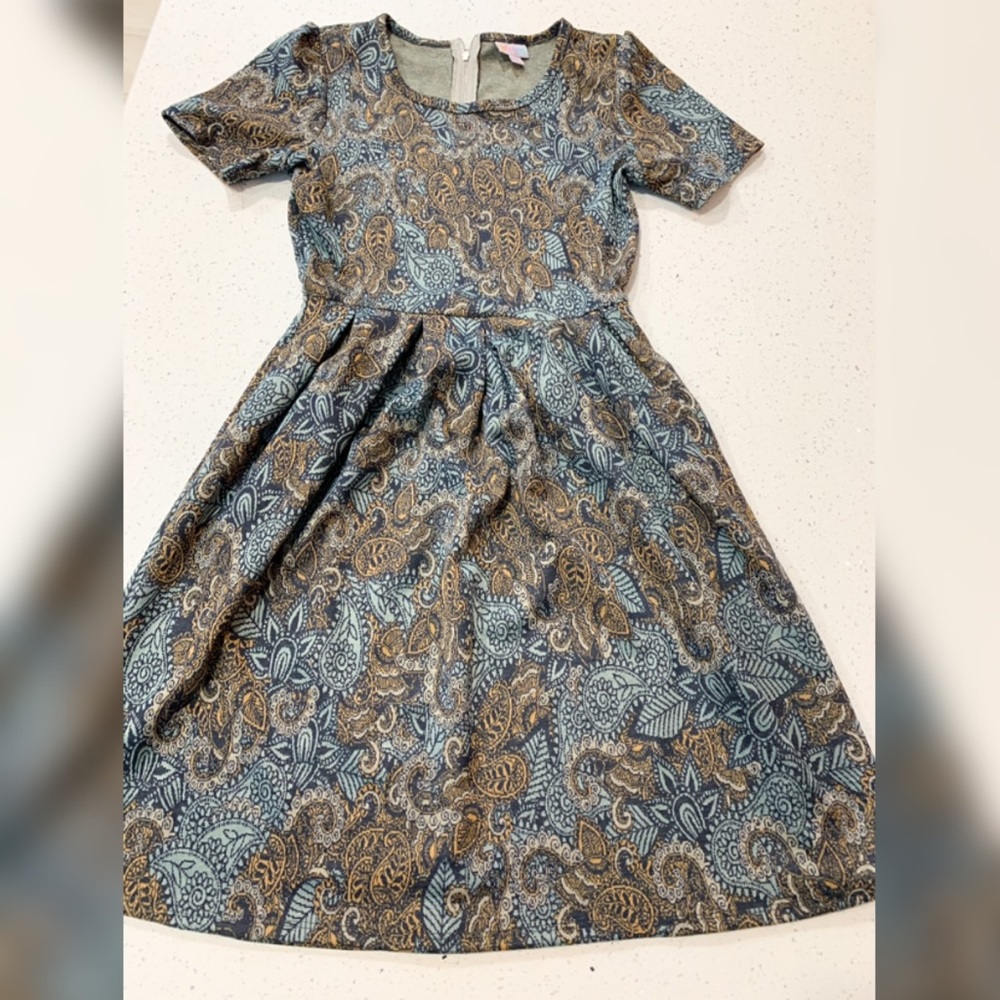 Lularoe Amelia